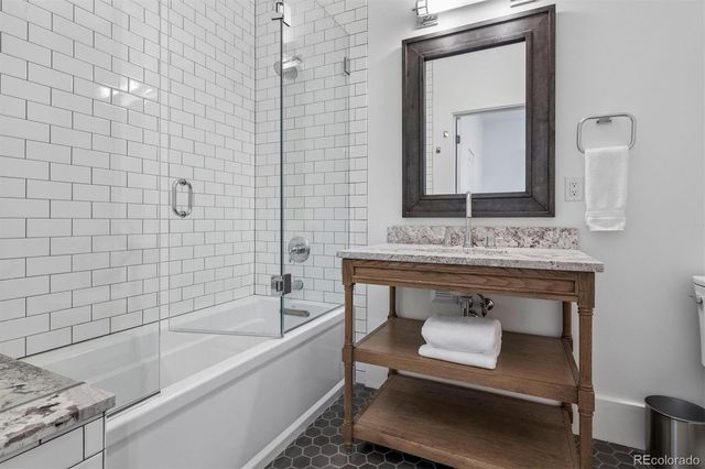 986 S Gilpin Street, Denver, CO 80209