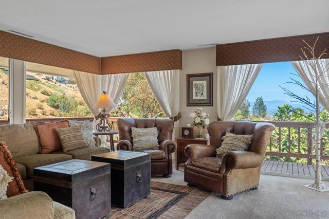4814 Mount Helix, La Mesa, CA 91941