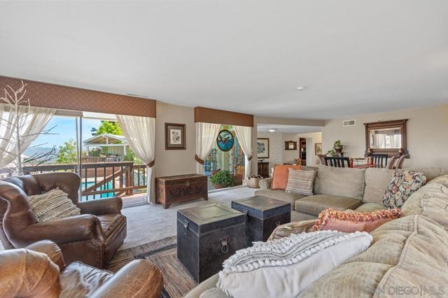 4814 Mount Helix, La Mesa, CA 91941