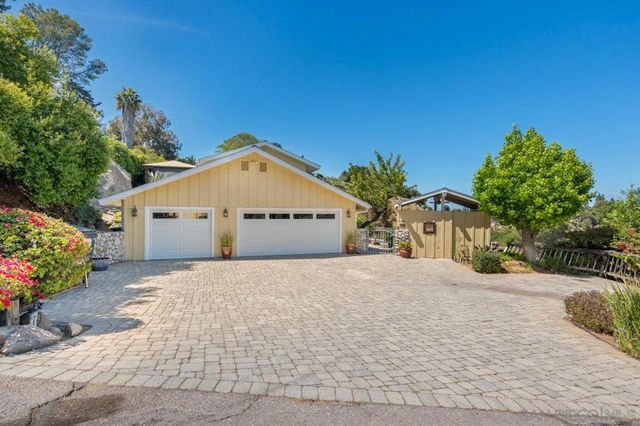 4814 Mount Helix, La Mesa, CA 91941