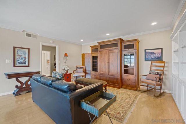 4814 Mount Helix, La Mesa, CA 91941