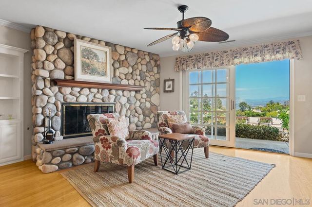4814 Mount Helix, La Mesa, CA 91941