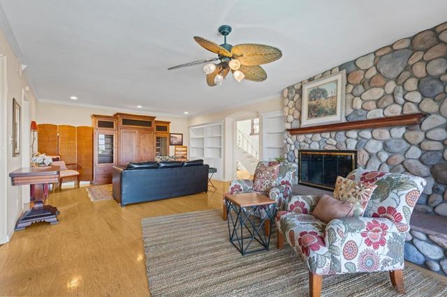 4814 Mount Helix, La Mesa, CA 91941