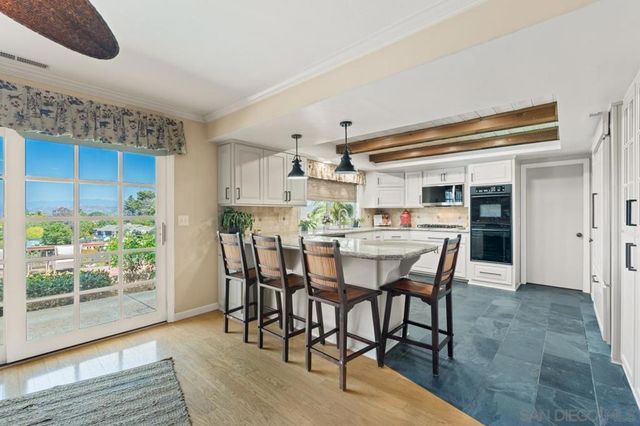 4814 Mount Helix, La Mesa, CA 91941