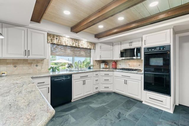 4814 Mount Helix, La Mesa, CA 91941