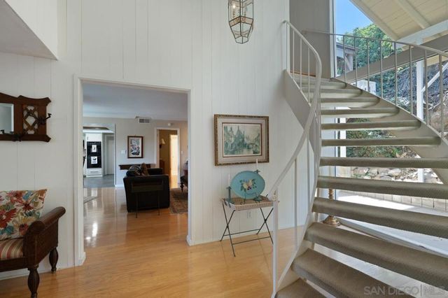 4814 Mount Helix, La Mesa, CA 91941