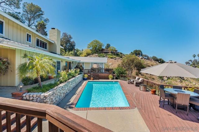 4814 Mount Helix, La Mesa, CA 91941