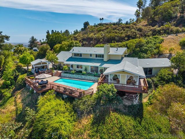4814 Mount Helix, La Mesa, CA 91941