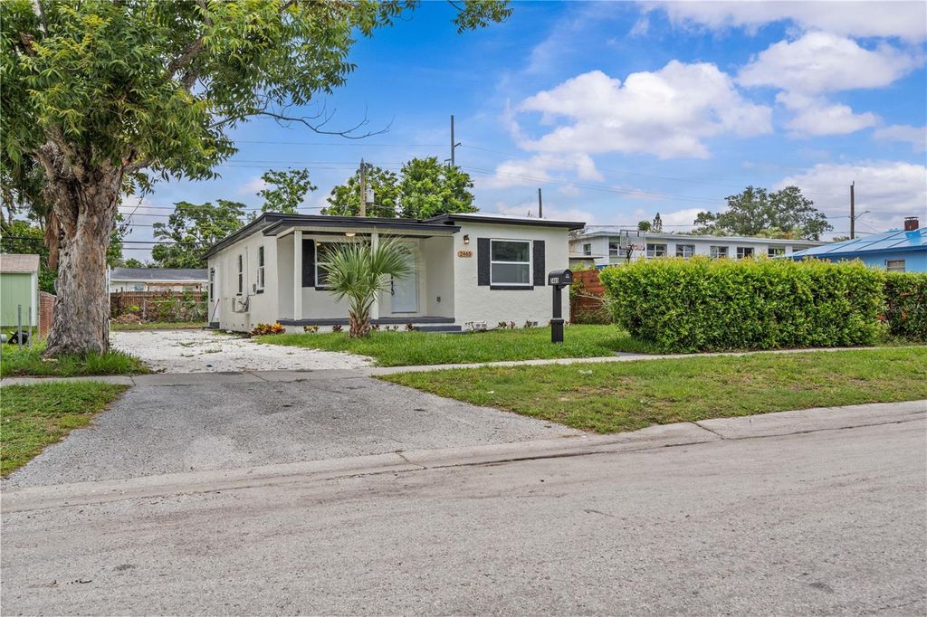 2465 16TH AVENUE S, St Petersburg, FL 33712