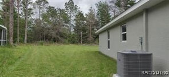 15 Geranium Court E, Homosassa, FL 34446