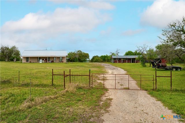 1301 Live Oak Trail, Liberty Hill, TX 78642