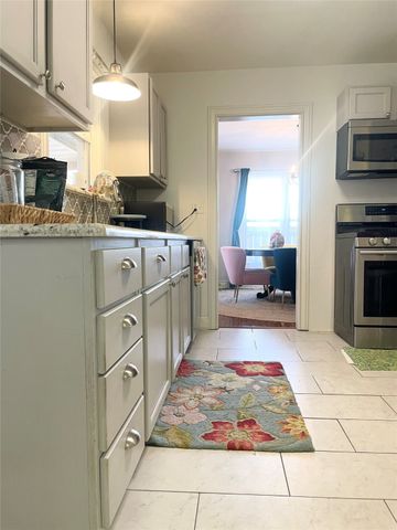 1208 Carolina Street, Graham, TX 76450