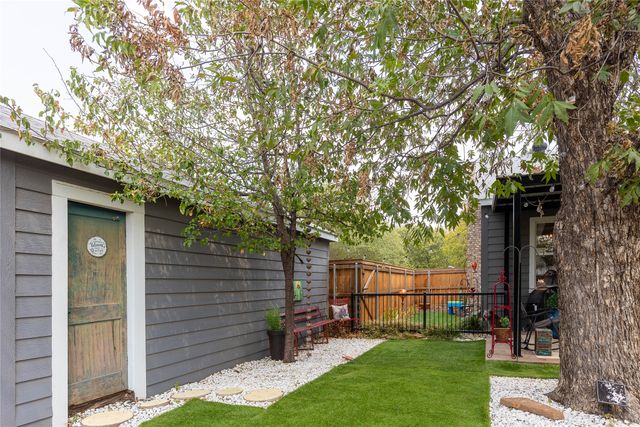 1208 Carolina Street, Graham, TX 76450