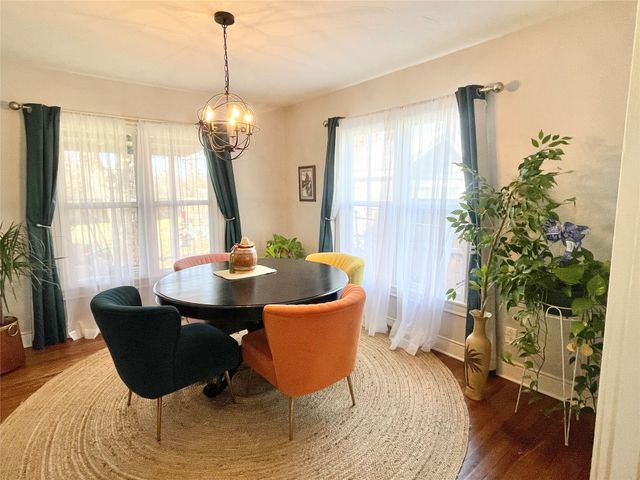 1208 Carolina Street, Graham, TX 76450