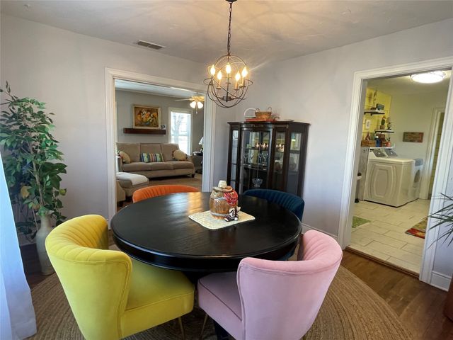 1208 Carolina Street, Graham, TX 76450