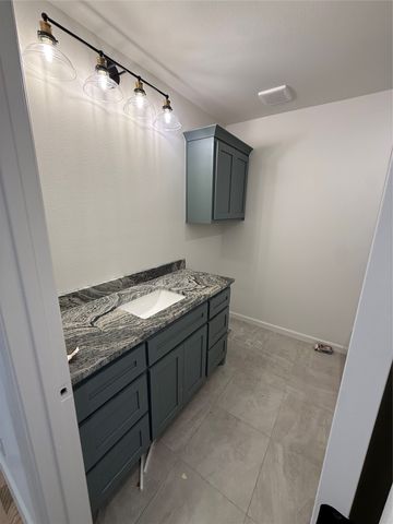 5526 E 137th Street N, Collinsville, OK 74021