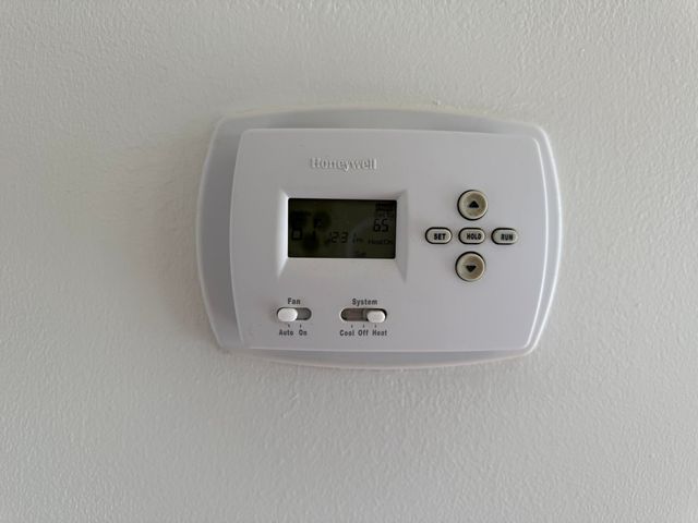 2884 Roundtree Boulevard Bldg 16, Unit 105, Ypsilanti, MI 48197