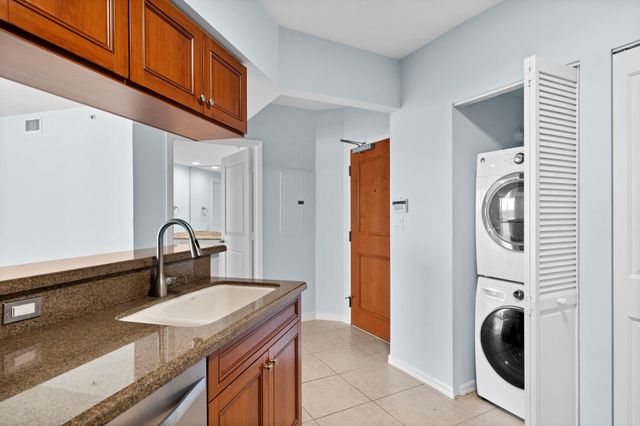347 N New River Dr Drive 1110, Fort Lauderdale, FL 33301