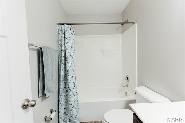 2320 Central Park Drive, Troy, MO 63379