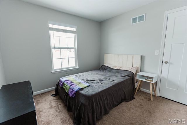 2320 Central Park Drive, Troy, MO 63379