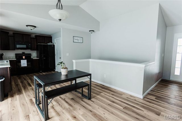 2320 Central Park Drive, Troy, MO 63379