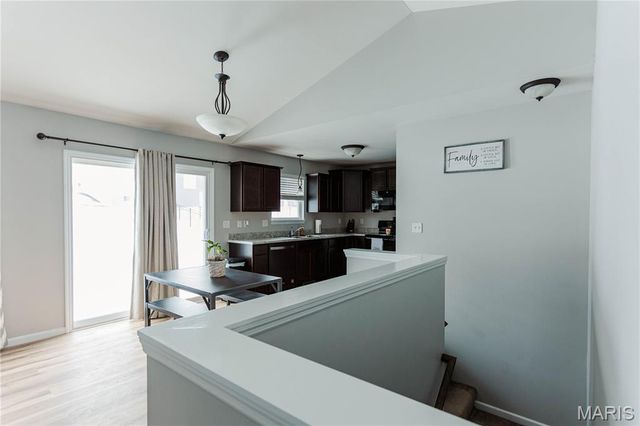 2320 Central Park Drive, Troy, MO 63379