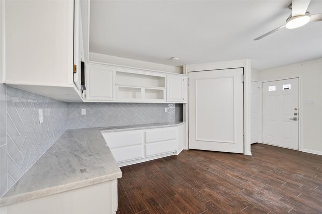 1311 Antoine Drive 159, Houston, TX 77055