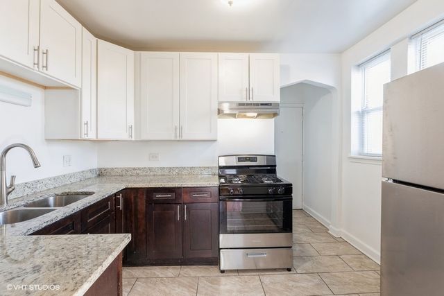 10981 S Church Street 3B, Chicago, IL 60643