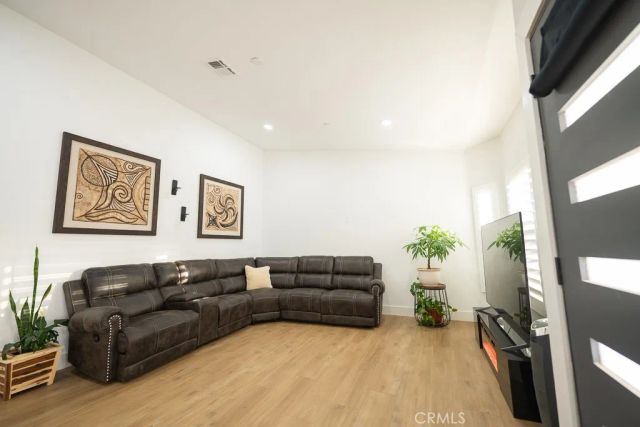47922 85th St W, Lancaster, CA 93536