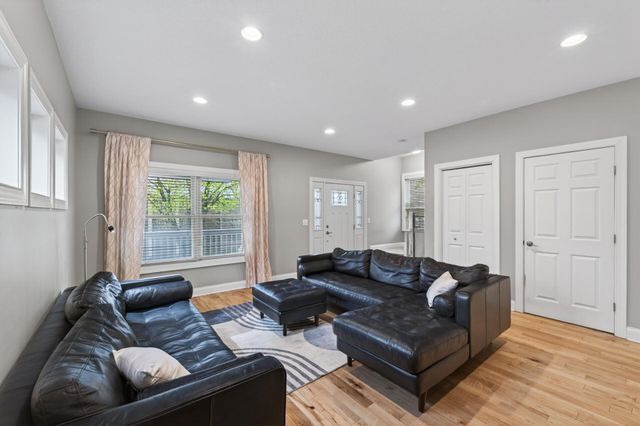 4304 Stevens Avenue, Minneapolis, MN 55409