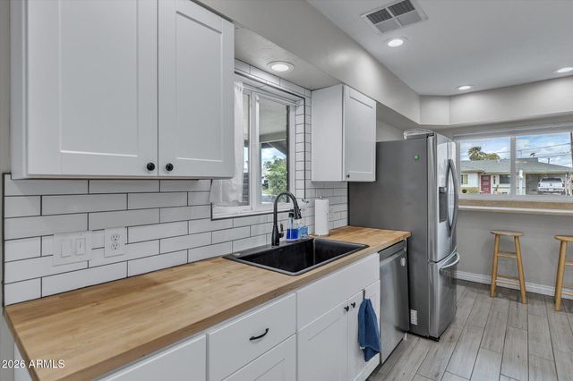6919 E Cheery Lynn Road, Scottsdale, AZ 85251