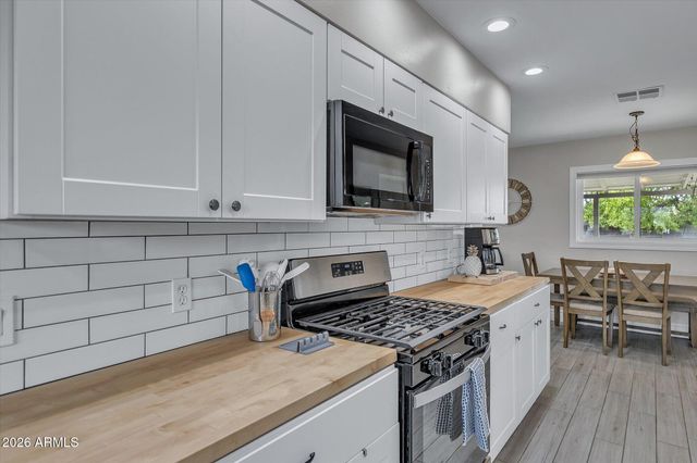 6919 E Cheery Lynn Road, Scottsdale, AZ 85251