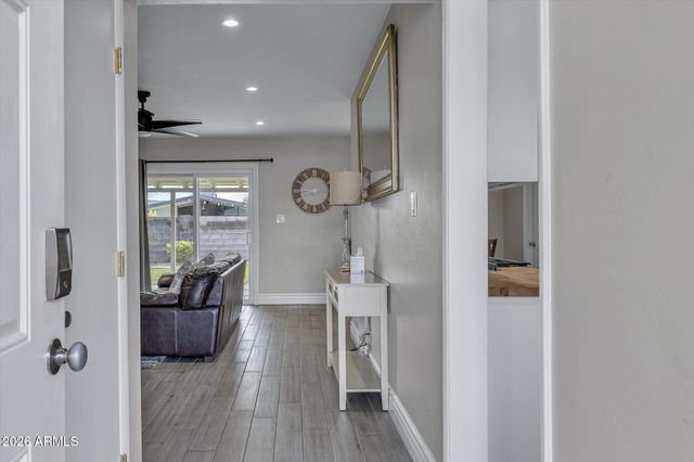 6919 E Cheery Lynn Road, Scottsdale, AZ 85251