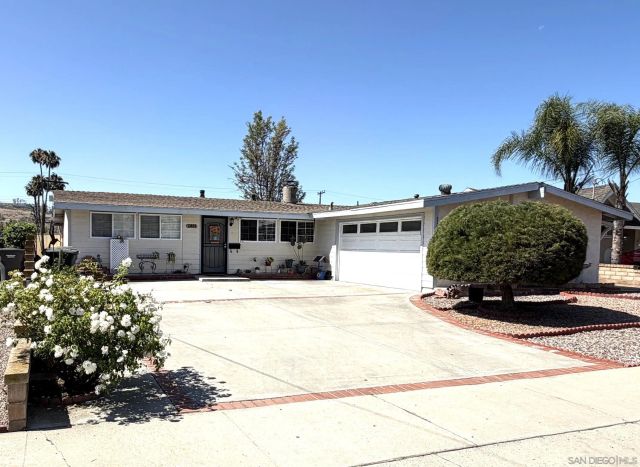 12923 Slack Street, Poway, CA 92064