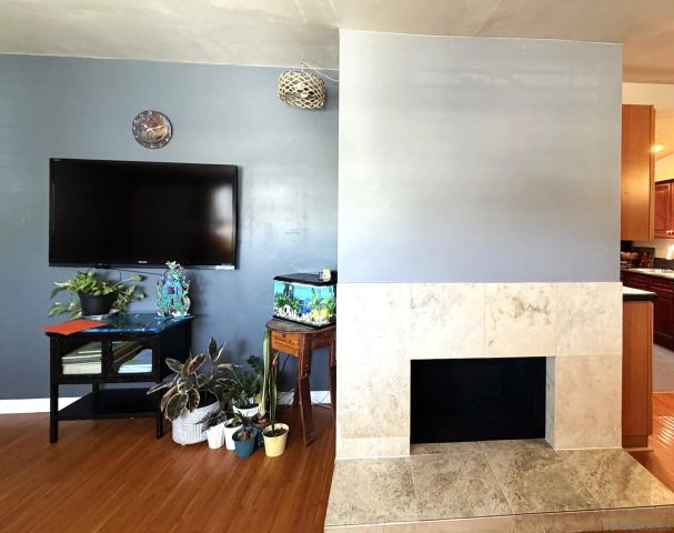 12923 Slack Street, Poway, CA 92064