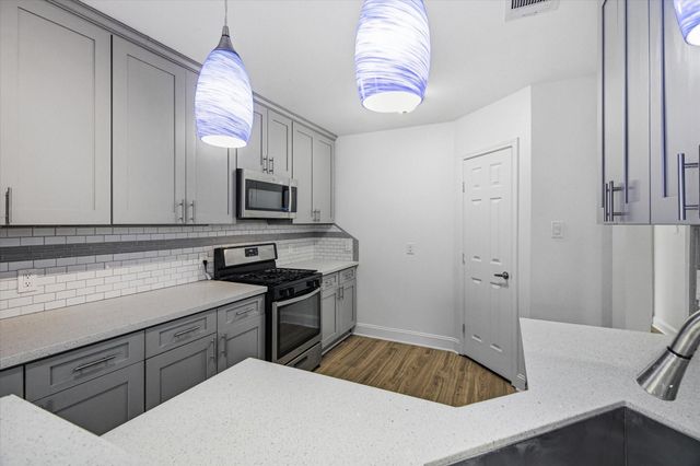 7112 Avenue L, Houston, TX 77011