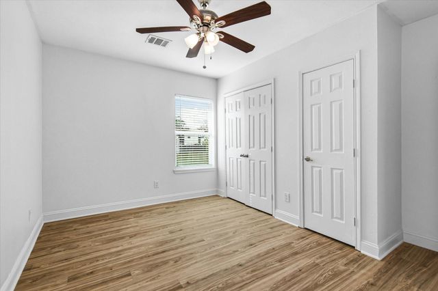 7112 Avenue L, Houston, TX 77011