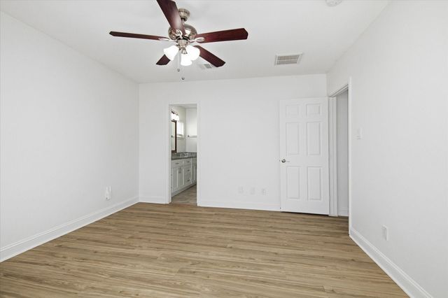 7112 Avenue L, Houston, TX 77011