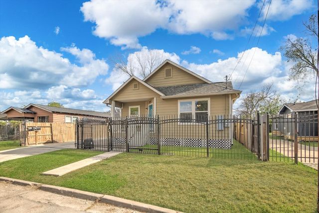 7112 Avenue L, Houston, TX 77011