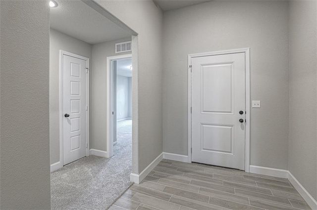 6751 Arapahoe Drive, Shawnee, KS 66226