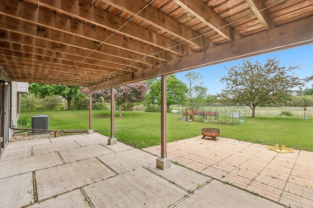 W7956 Morse Road, Poynette, WI 53955