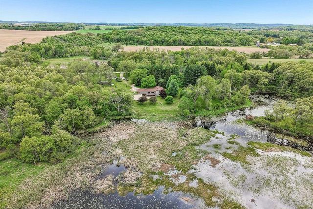 W7956 Morse Road, Poynette, WI 53955