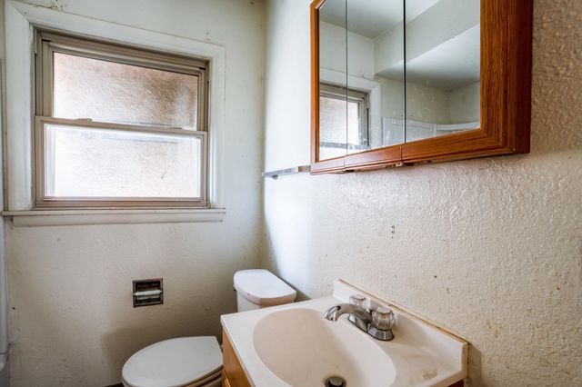 2236 53rd, Wichita, KS 67216