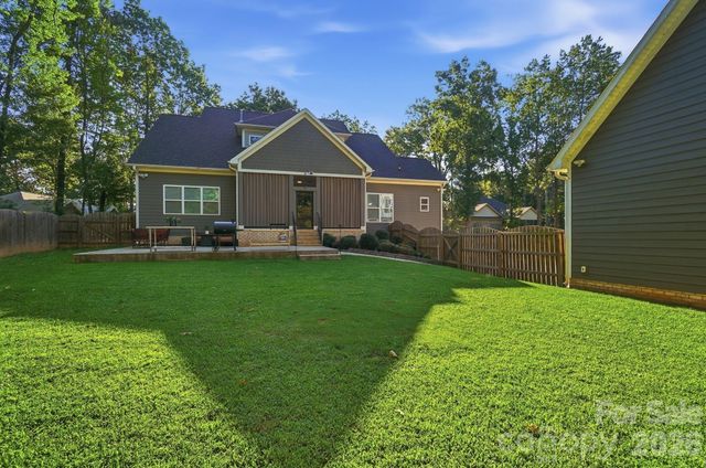 1500 Billy Howey Road, Waxhaw, NC 28173