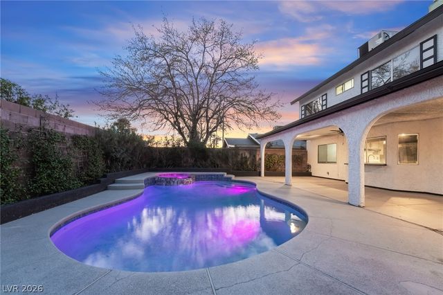 5693 Ibanez Avenue, Las Vegas, NV 89103