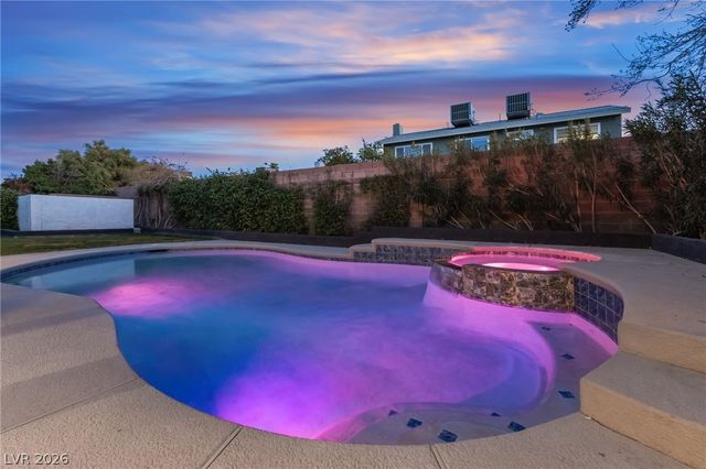 5693 Ibanez Avenue, Las Vegas, NV 89103