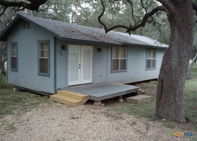 274 Kristine Lane, Kingsbury, TX 78638