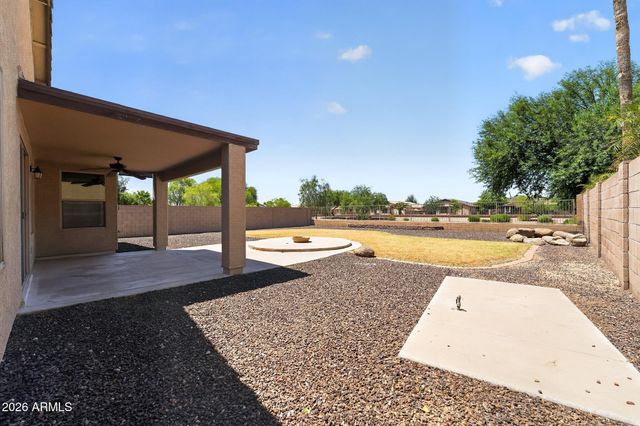 35408 N BELGIAN BLUE Court, San Tan Valley, AZ 85143