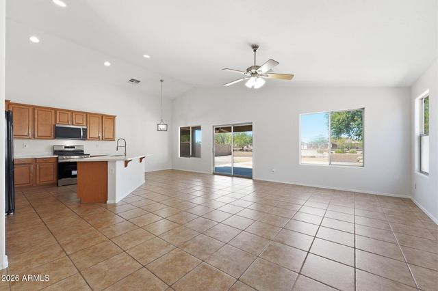 35408 N BELGIAN BLUE Court, San Tan Valley, AZ 85143