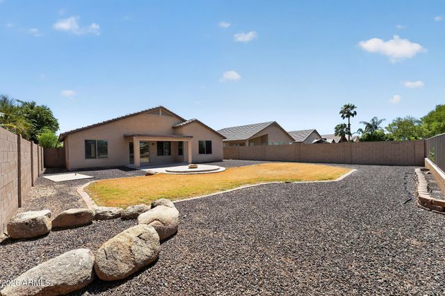 35408 N BELGIAN BLUE Court, San Tan Valley, AZ 85143